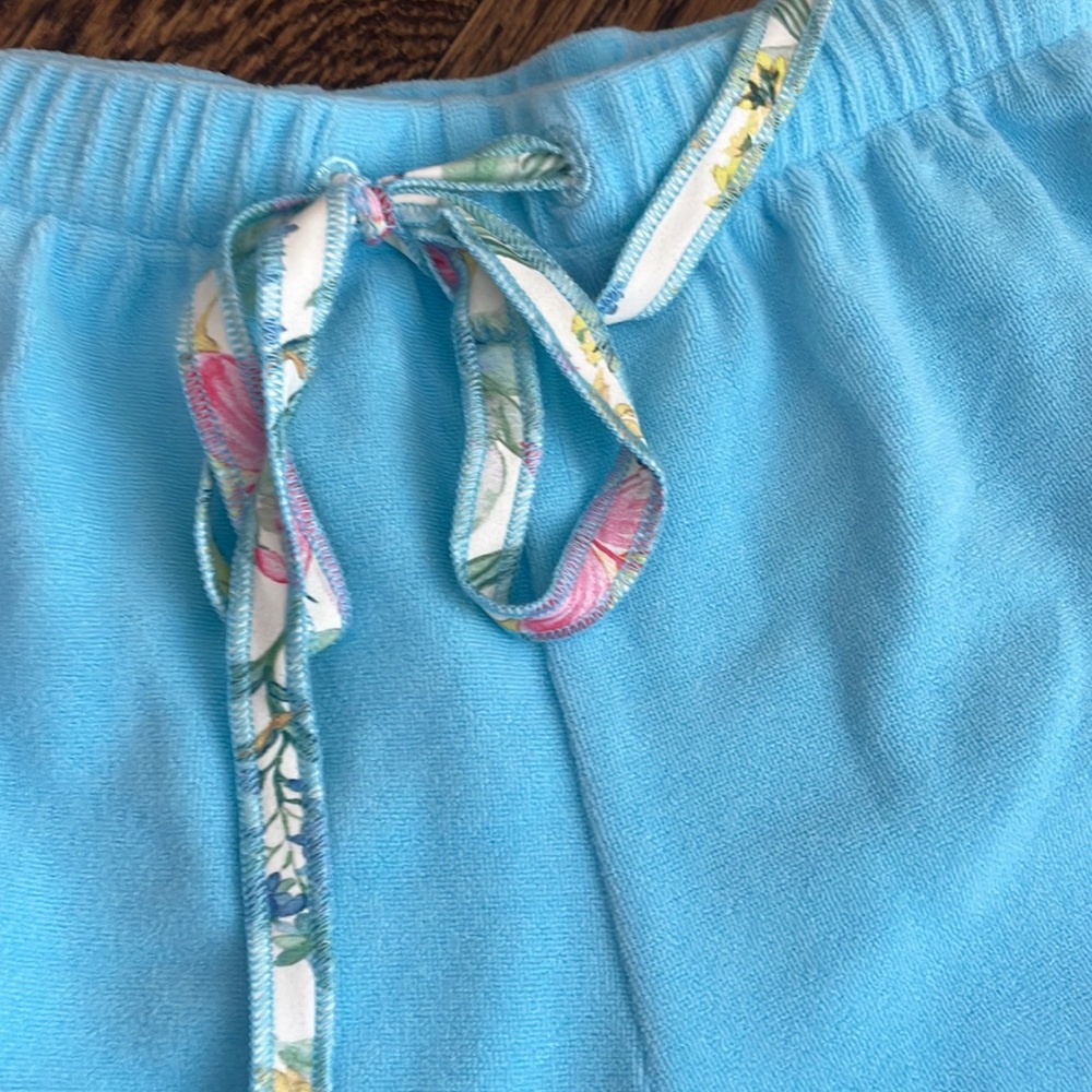 LoveShackFancy x Hurley Blue Hawaiian Hibiscus Swimsuit Coverup Shorts NWT S M - Picture 2 of 5
